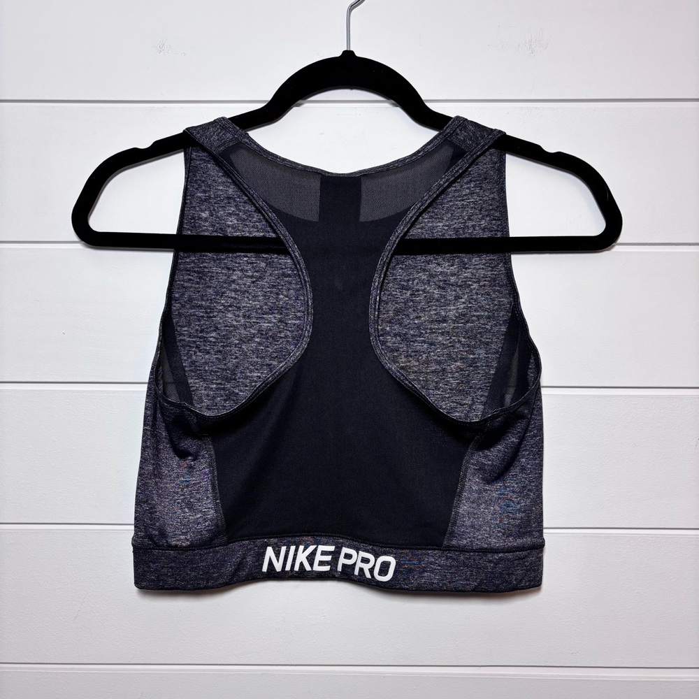 NIKE PRO HYPERCOOL CROPPED TRAINING TANK - BLACK/ HEATHER Size M - Picture 4 of 12